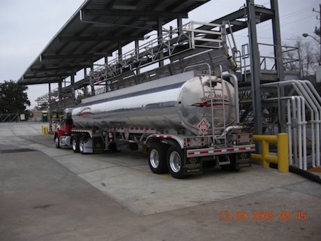 Tanker Loading Rack with Fall Protection